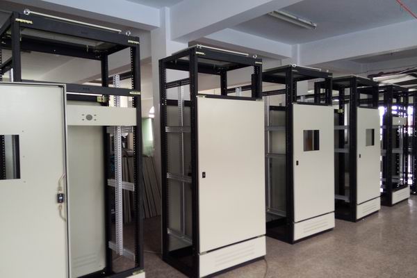 中心监狱控制箱-3683谈谈控制箱的维护和保养事